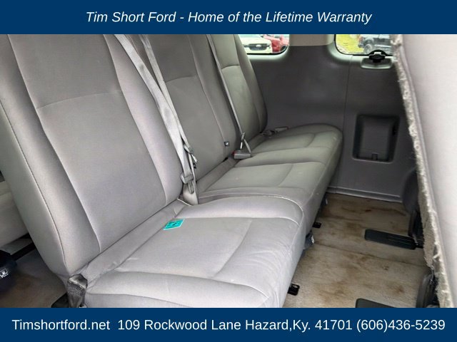 Used 2016 Nissan NV 3500 SV RWD image 21