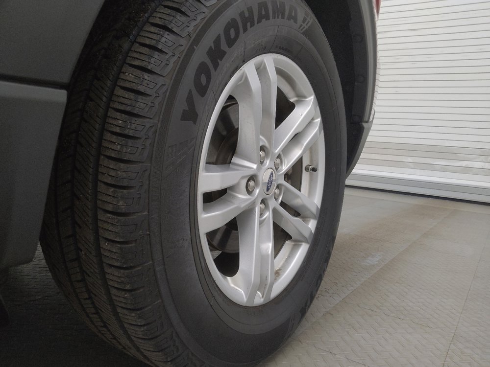 Used 2020 Ford Explorer XLT w/ Equipment Group 202A image 31