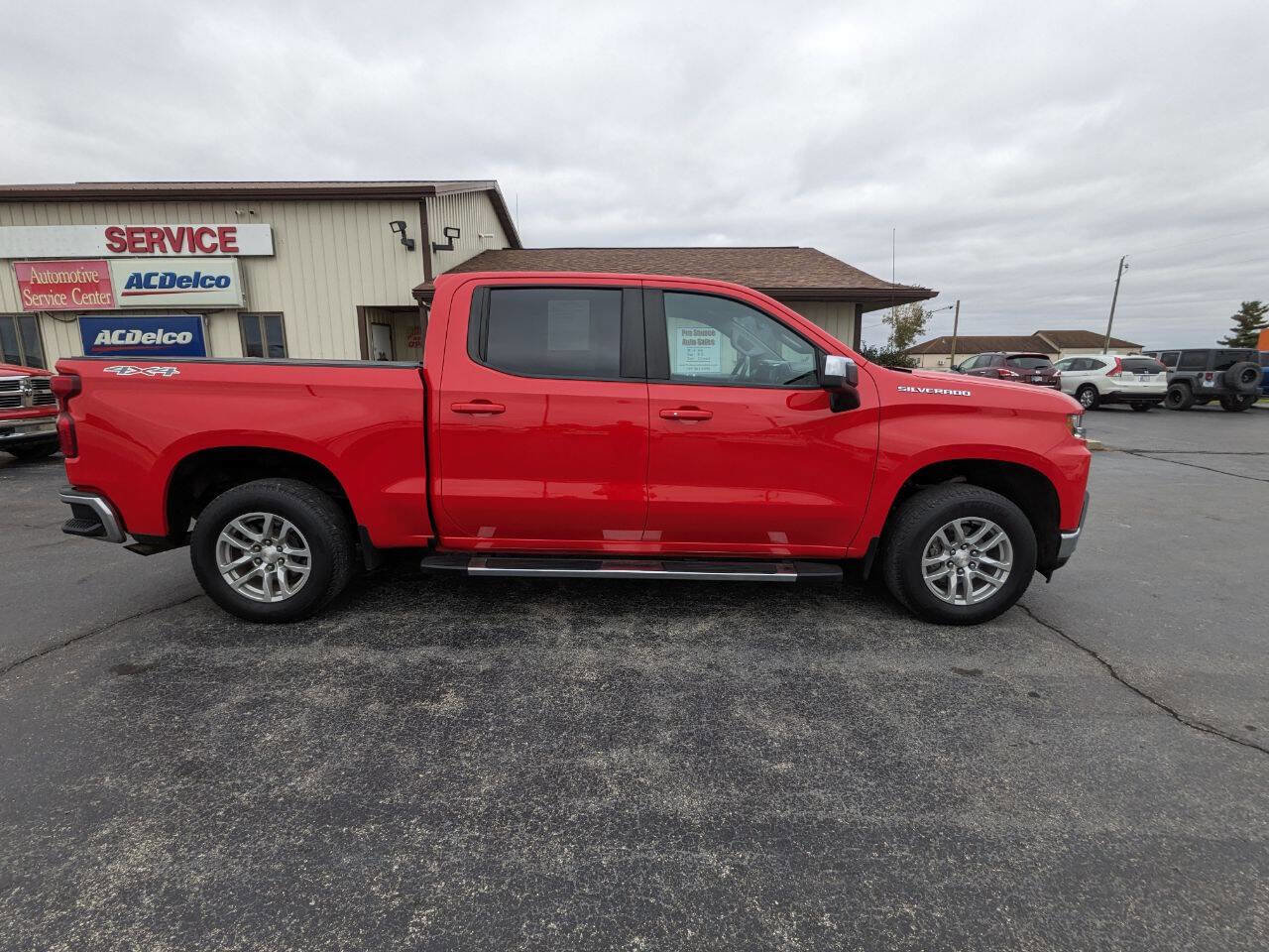 Used 2022 Chevrolet Silverado 1500 LT w/ Bed Protection Package image 1