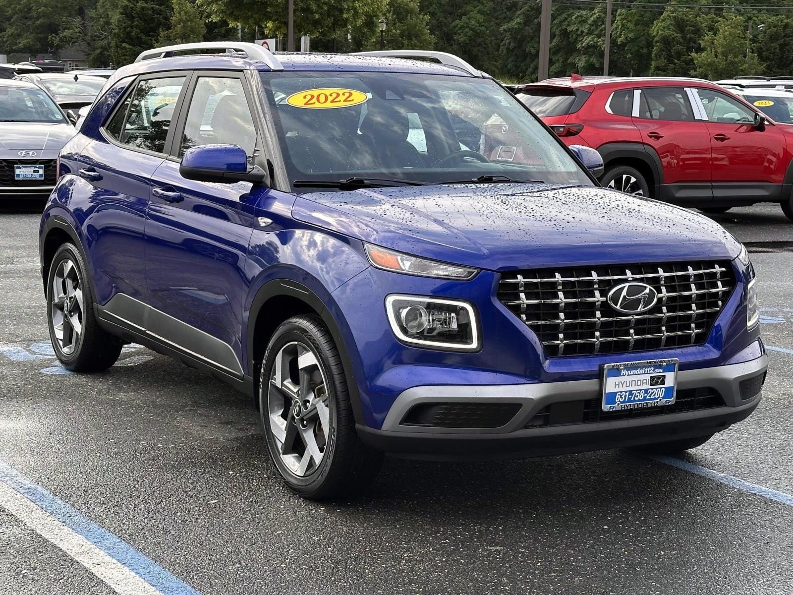 Used 2022 Hyundai Venue Limited FWD image 5