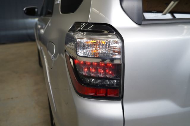 Used 2022 Toyota 4Runner TRD Sport AWD/4WD image 60