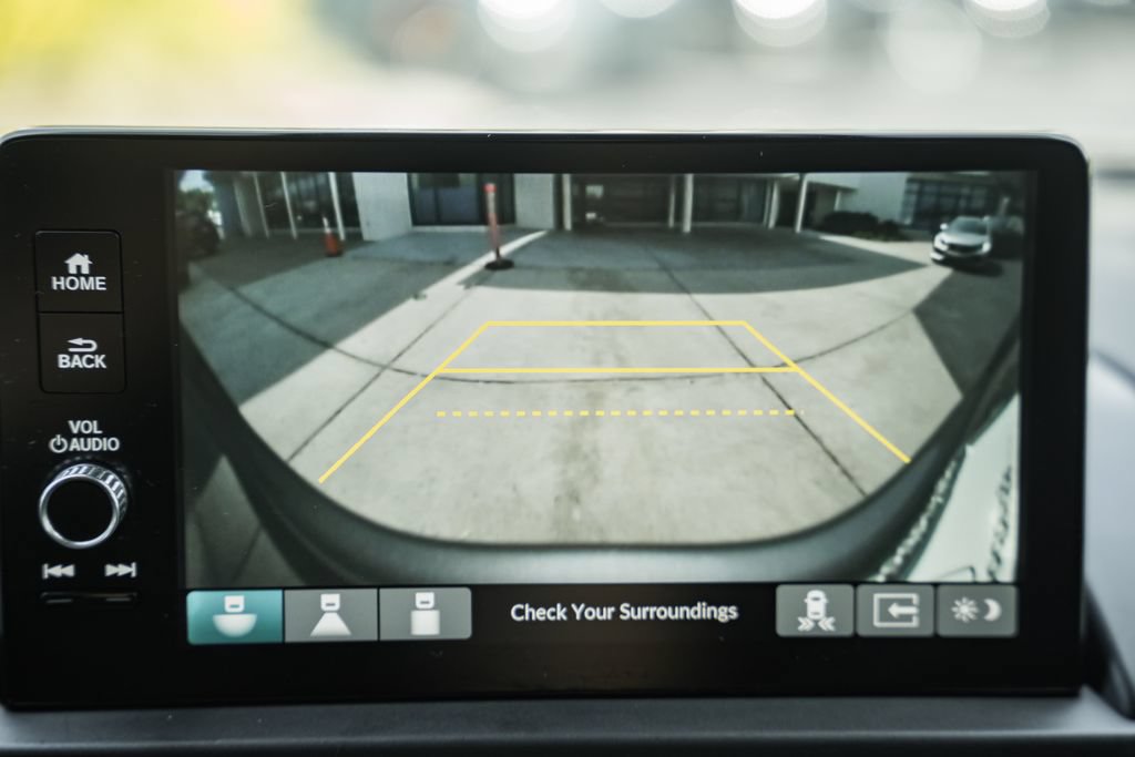 Used 2024 Honda Pilot EX-L image 43