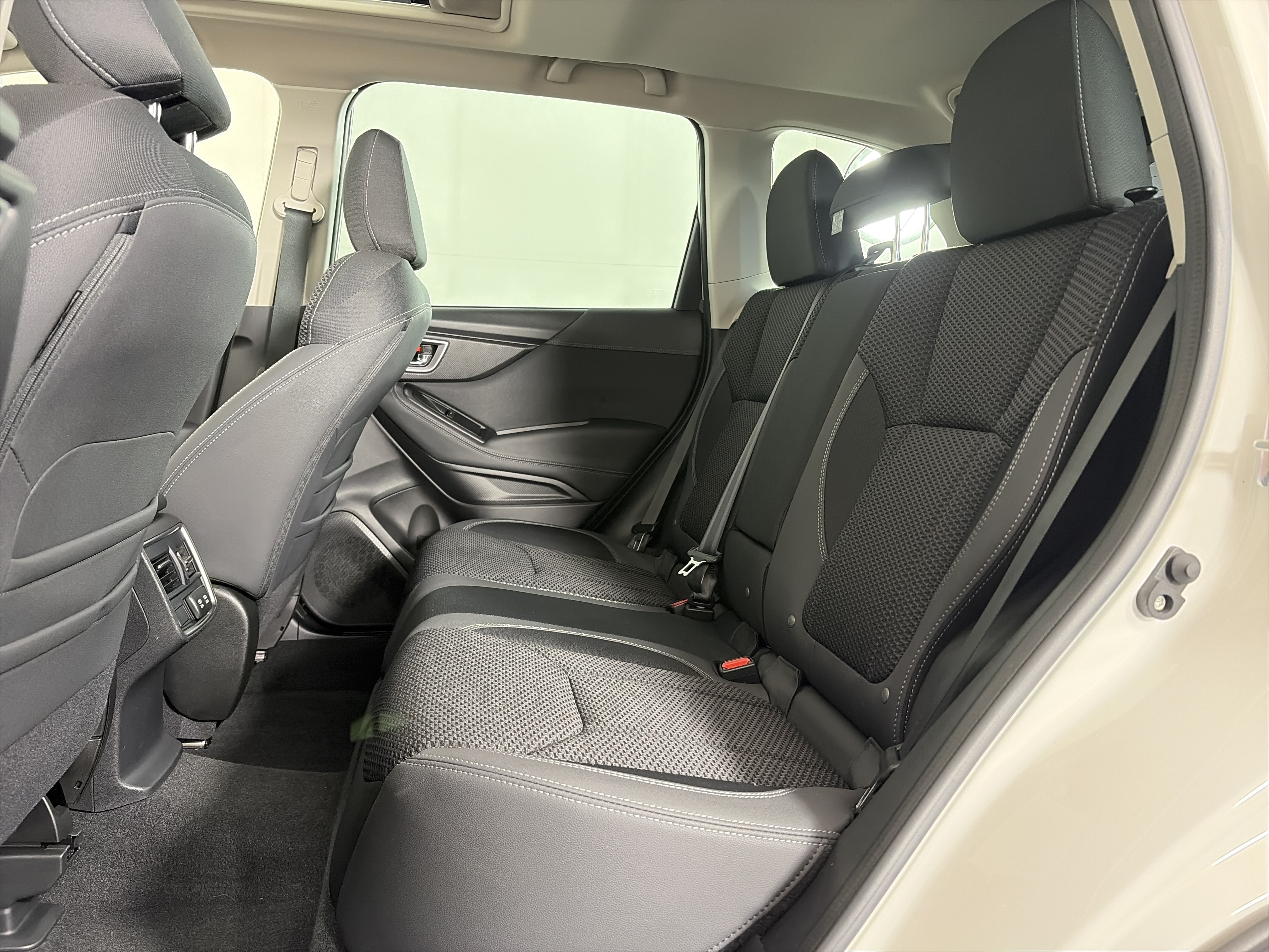 Certified 2023 Subaru Forester Premium AWD/4WD image 7