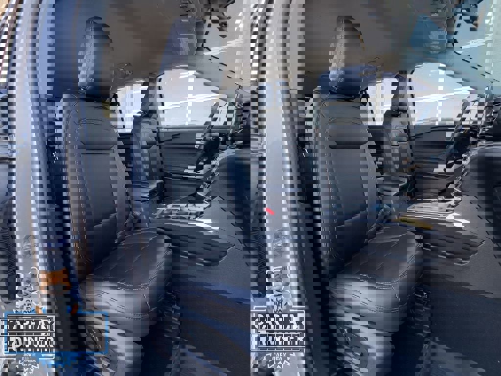 Used 2023 Ford Explorer XLT w/ Equipment Group 202A image 29