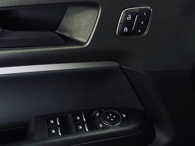 Used 2025 Ford Bronco Sport Badlands image 13