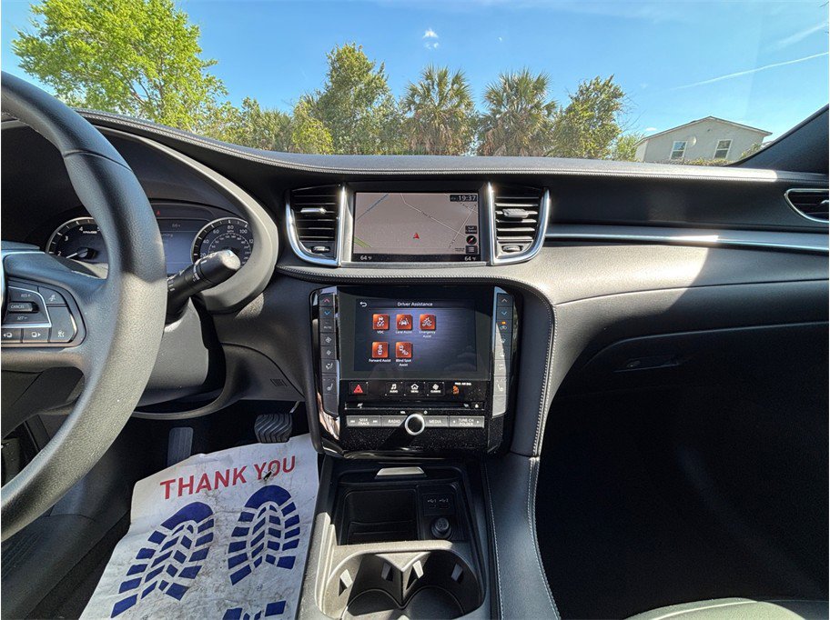 Used 2020 INFINITI QX50 Essential w/ Edition 30 Package image 11