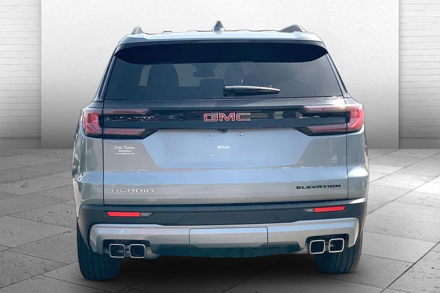 Used 2025 GMC Acadia Elevation FWD image 3