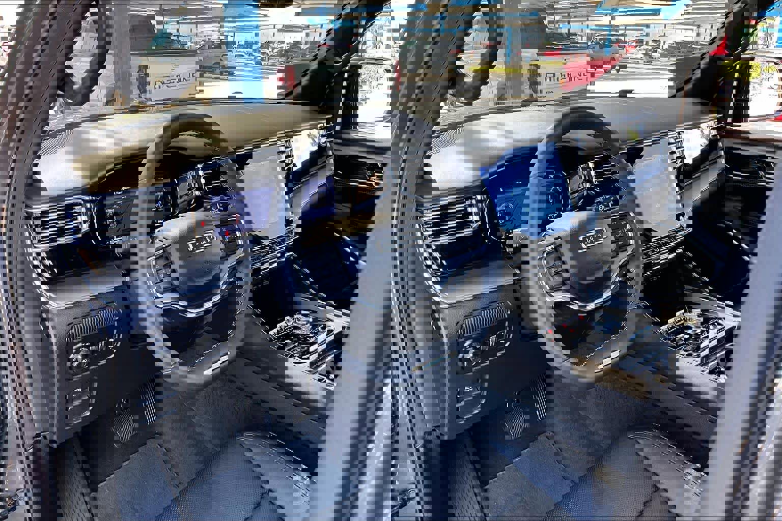 Used 2023 Jeep Wagoneer Series II image 17