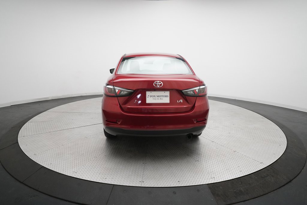 Used 2017 Toyota Yaris iA image 25