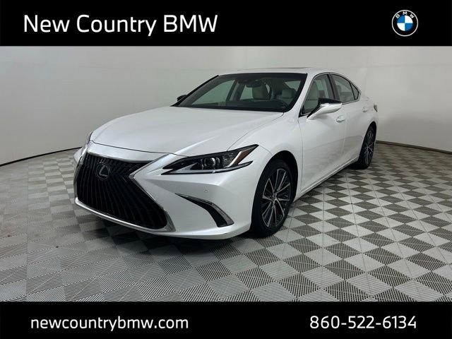 Used 2023 Lexus ES 300h w/ Premium Package FWD image 3