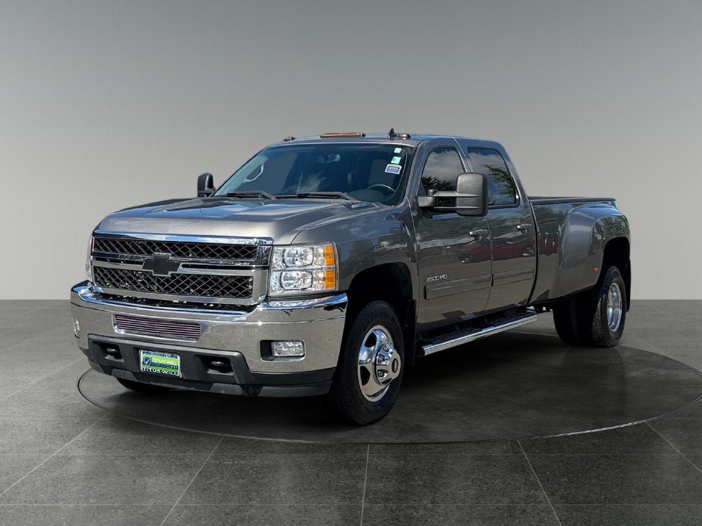 Used 2012 Chevrolet Silverado 3500 LTZ w/ LTZ Plus Package AWD/4WD image 4