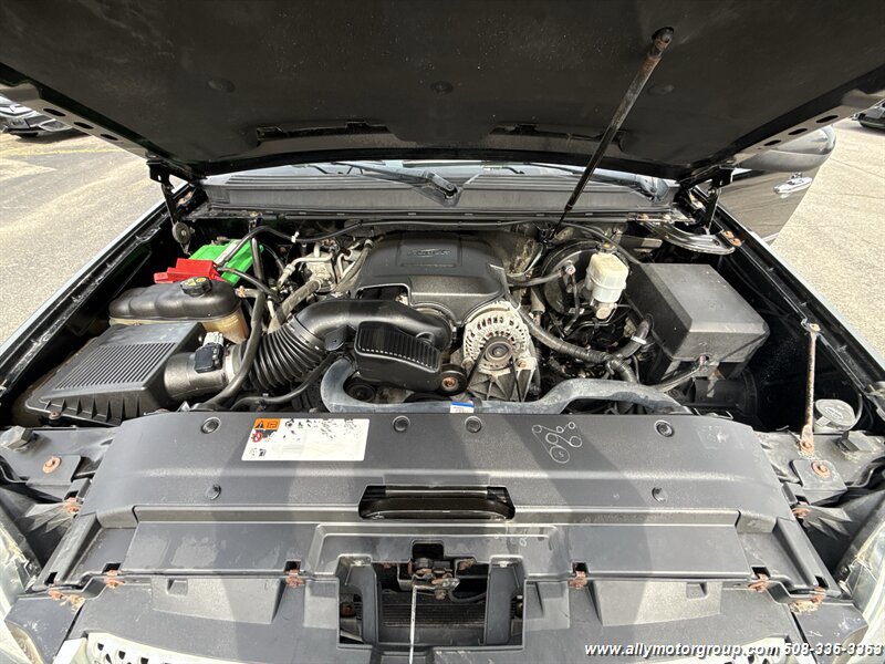 Used 2012 GMC Yukon Denali AWD/4WD image 11