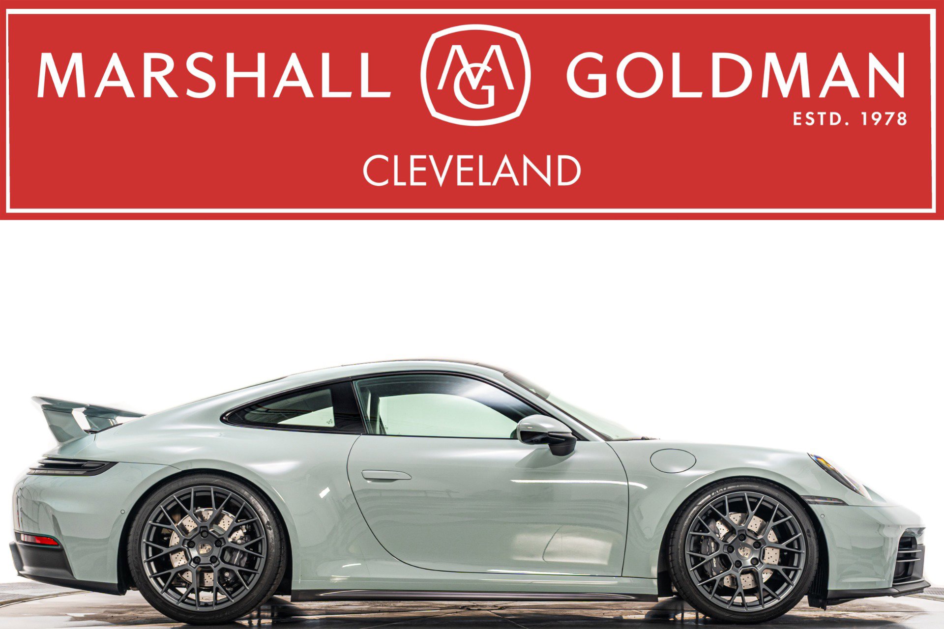 Used 2025 Porsche 911 Carrera image 1