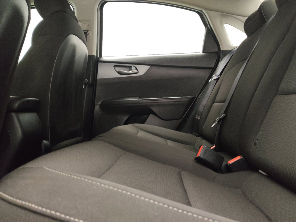 Used 2021 Kia Forte LXS FWD image 18