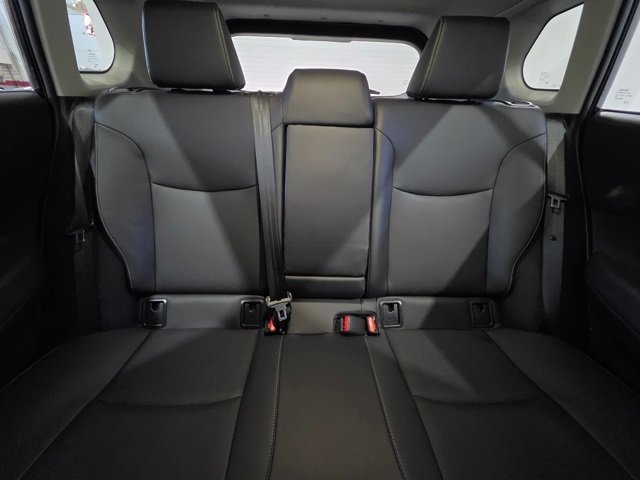 Used 2025 Toyota Corolla Cross XLE image 15