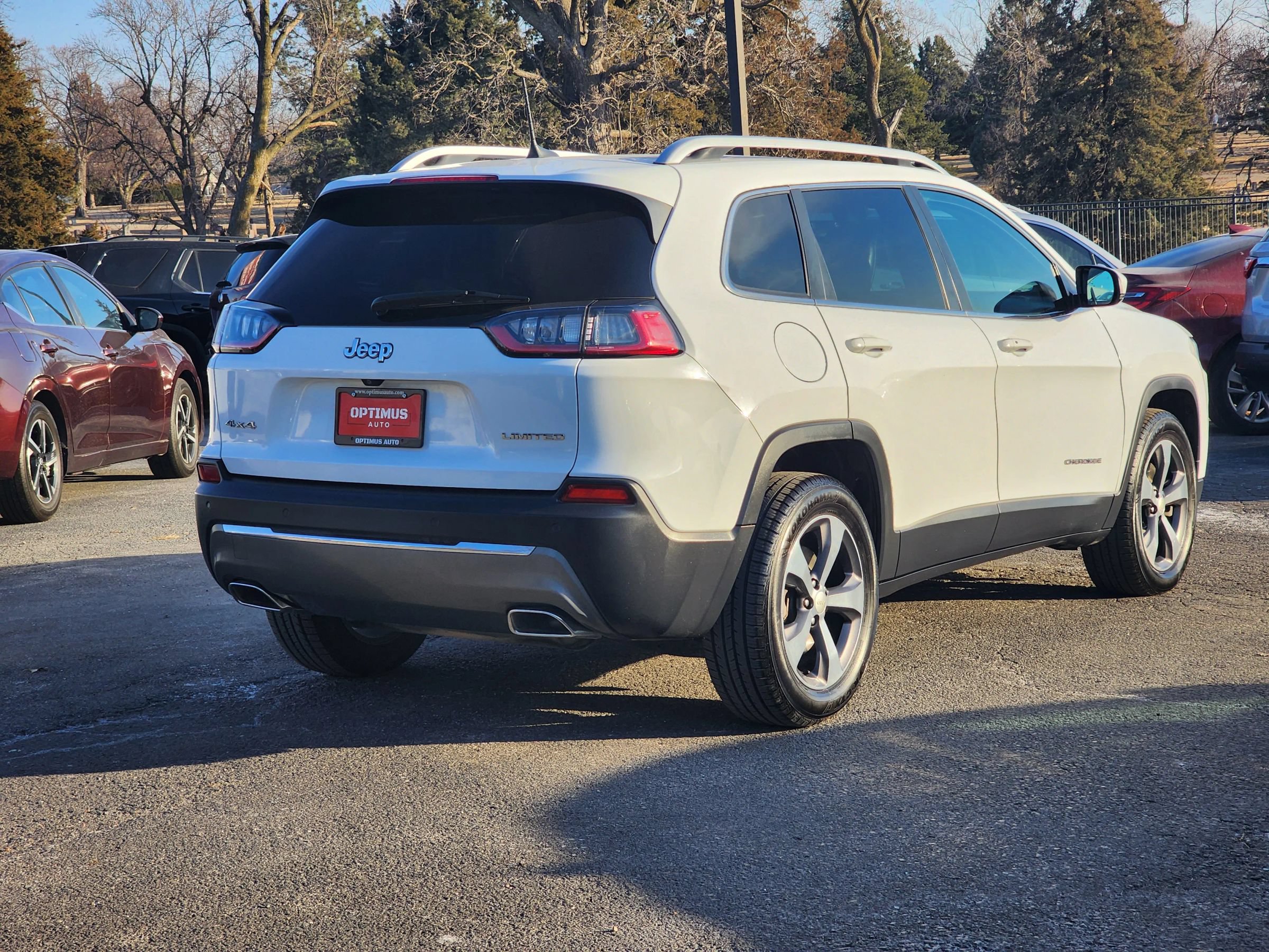 Used 2019 Jeep Cherokee Limited AWD/4WD image 7