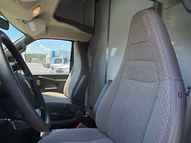 New 2026 Chevrolet Express 3500 w/ Power Convenience Package RWD image 9