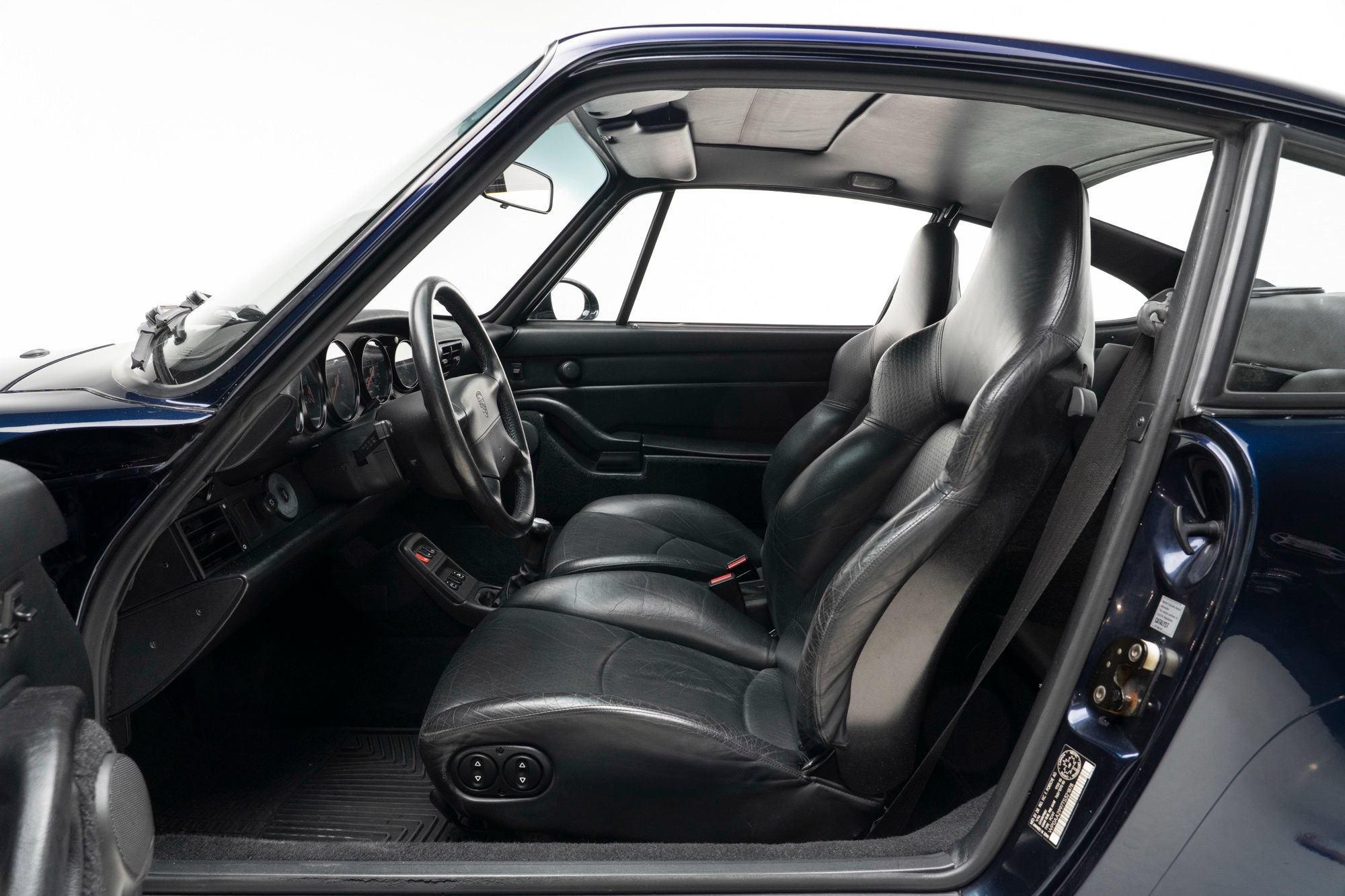 Used 1996 Porsche 911 Carrera 4S AWD/4WD image 19