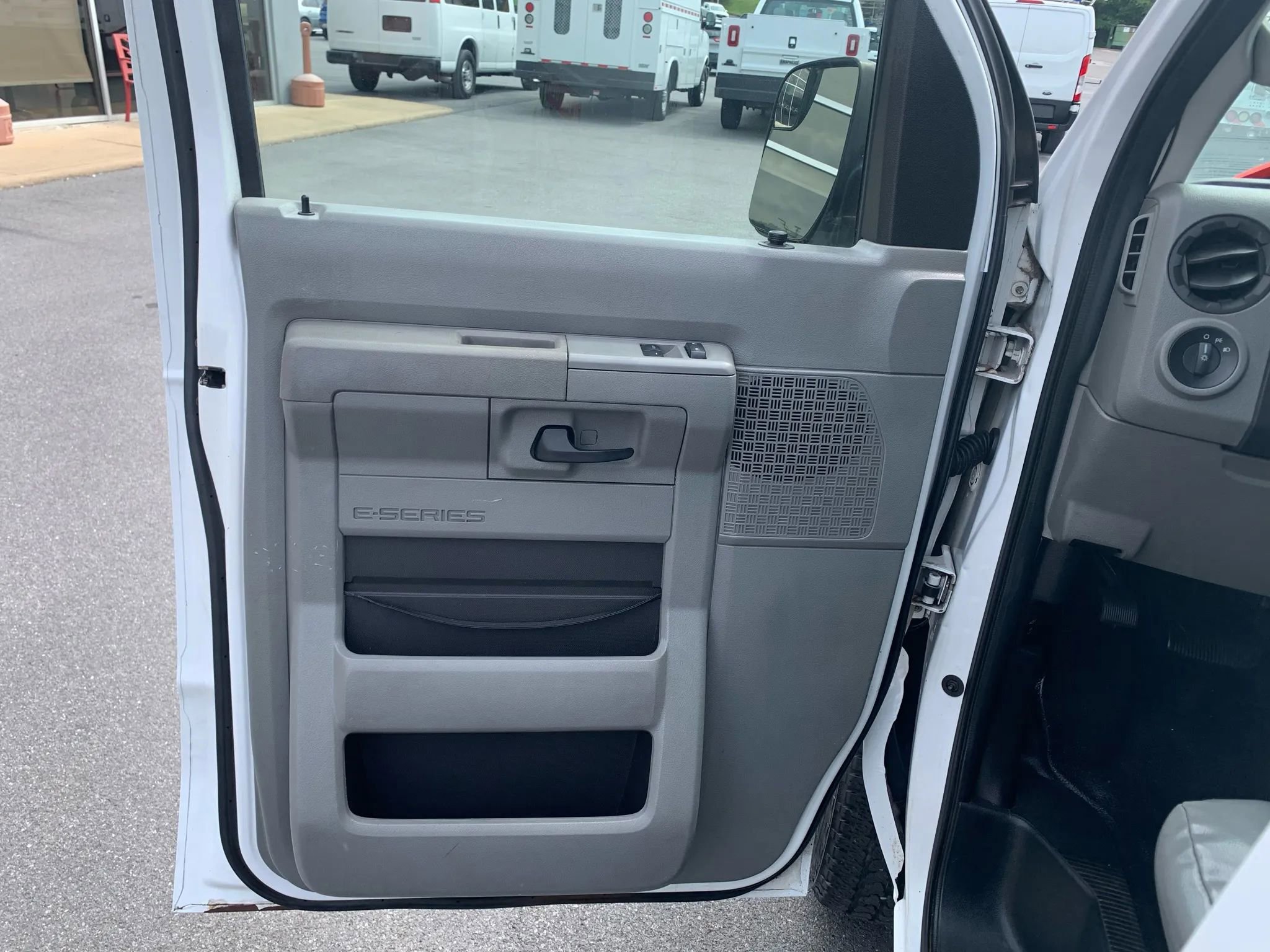 Used 2012 Ford E-350 and Econoline 350 Super Duty w/ Commercial Cargo Van Pkg RWD image 8