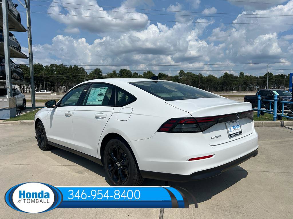 New 2025 Honda Accord SE image 4