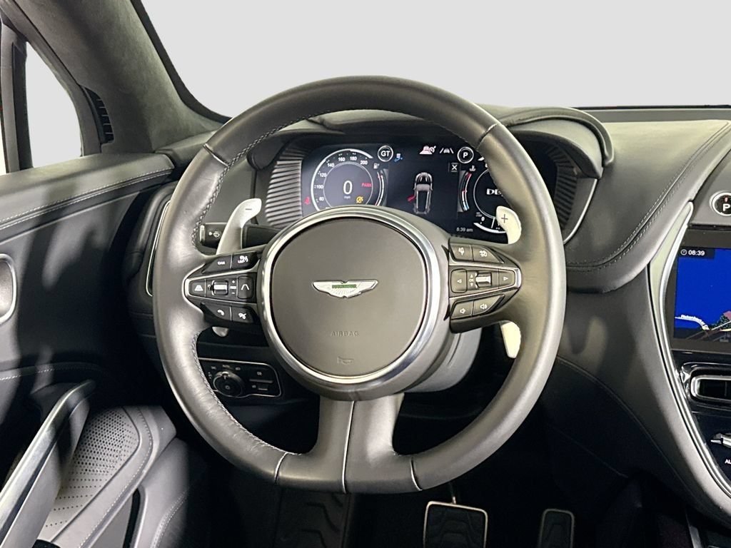 Used 2024 Aston Martin DBX AWD/4WD image 10