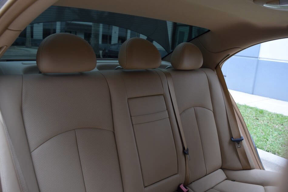 Used 2008 Mercedes-Benz E 350 4MATIC Sedan image 47