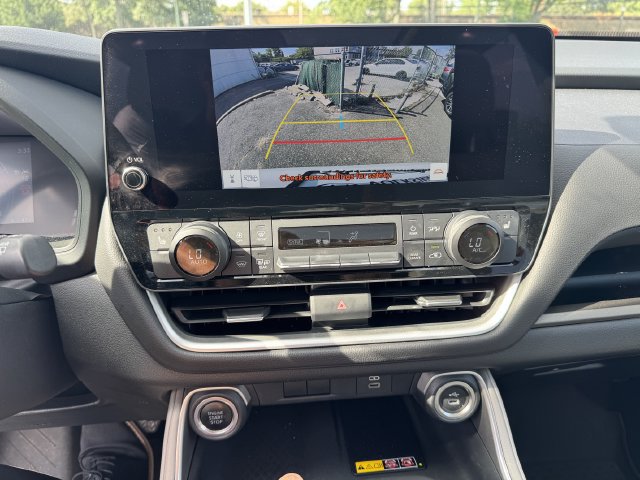 Used 2024 Toyota Grand Highlander AWD image 20