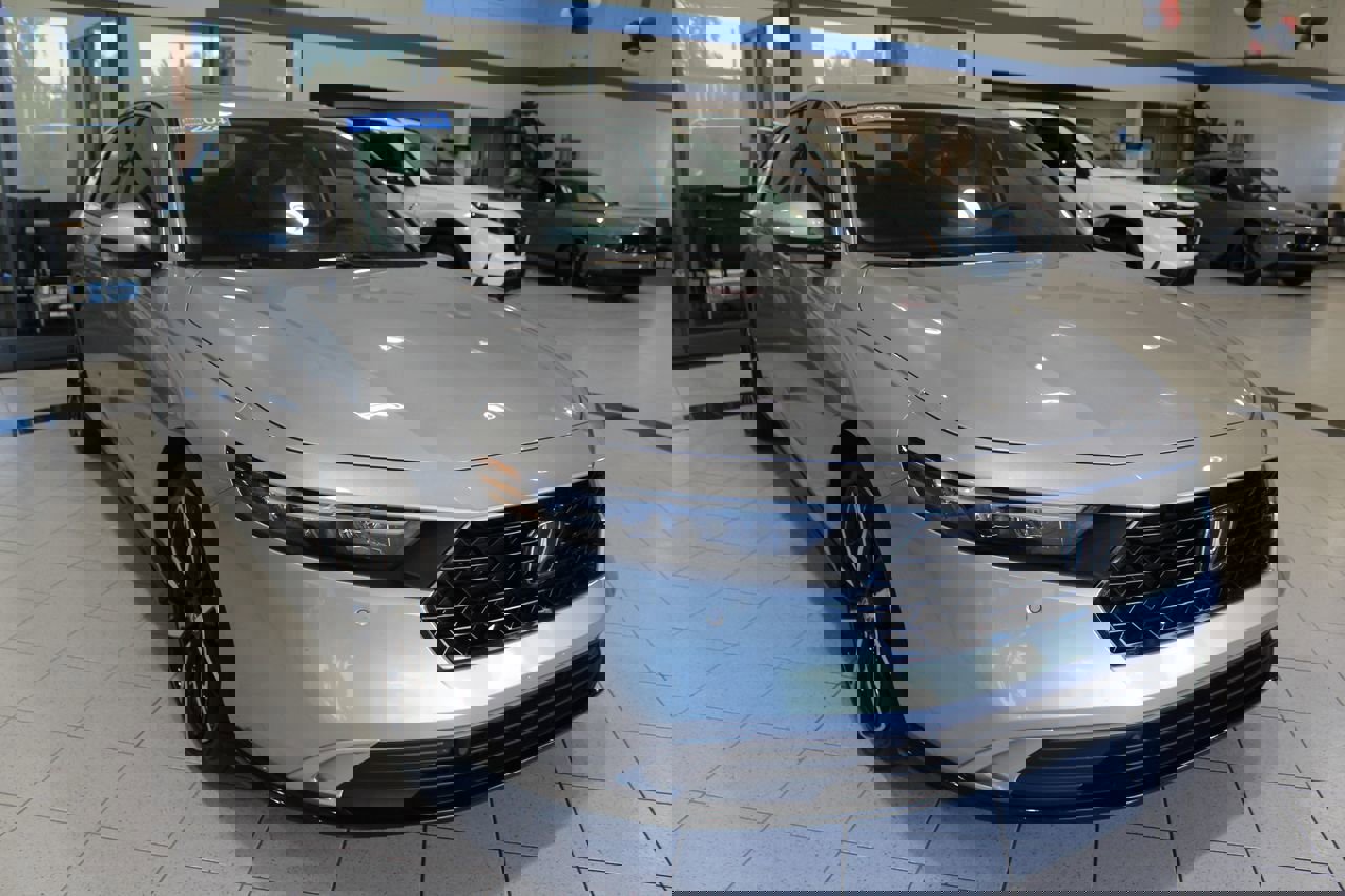 Used 2024 Honda Accord Touring image 29