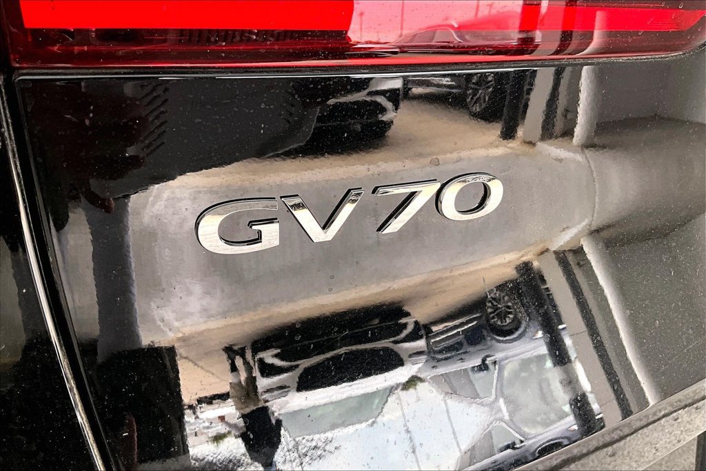 New 2026 Genesis GV70 2.5T Sport Prestige w/ G1 Accessory Package AWD/4WD image 33
