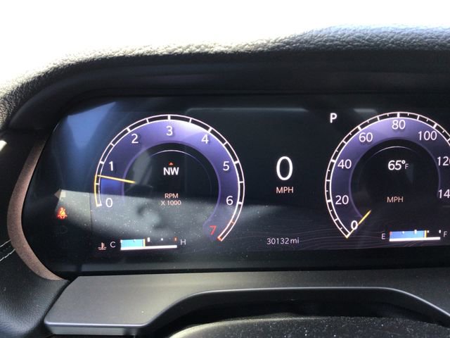 Used 2022 Jeep Grand Cherokee L Laredo w/ Luxury Tech Group I image 33