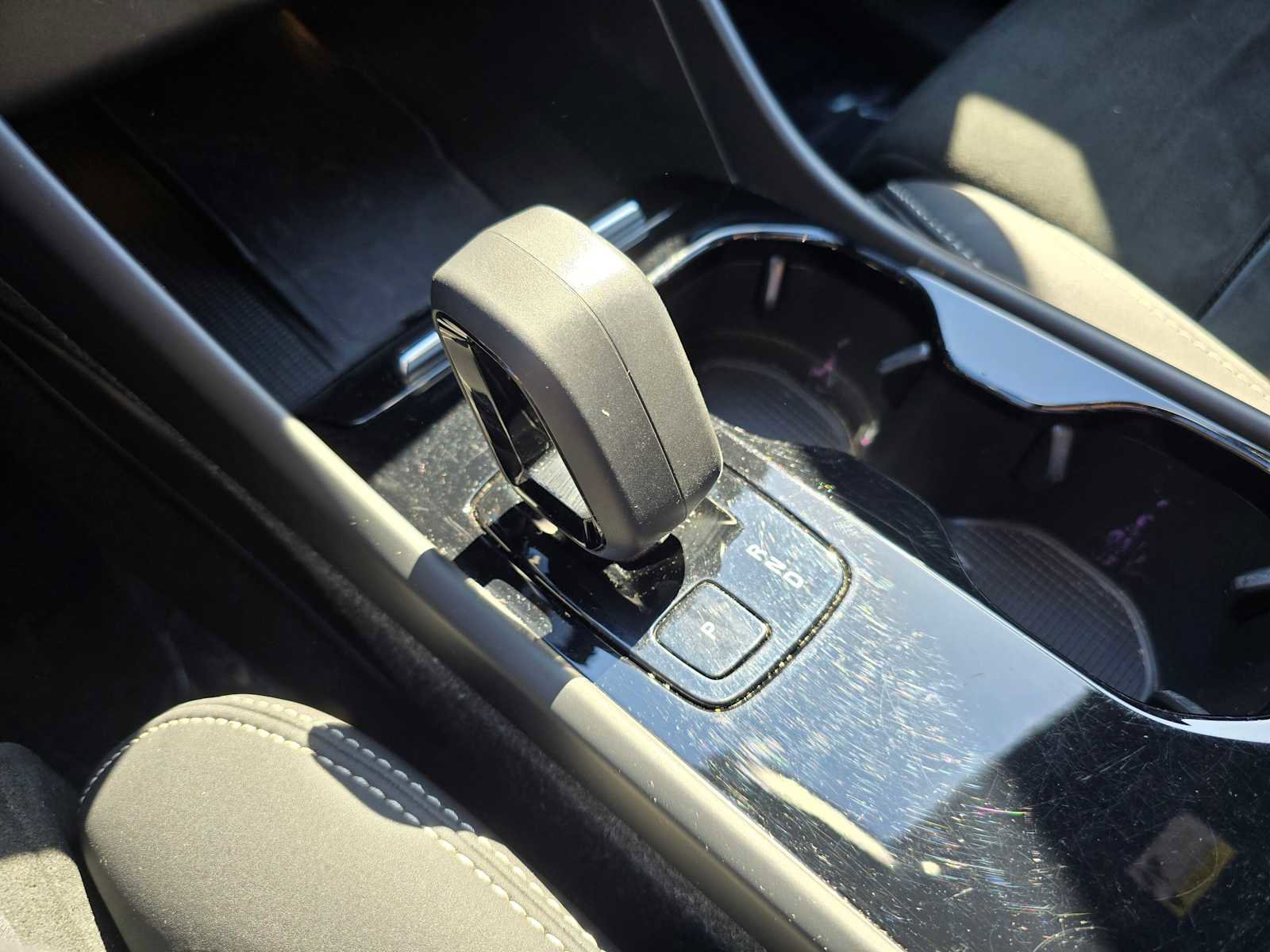 Certified 2023 Volvo XC40 Recharge Ultimate w/ Protection Package Premier AWD/4WD image 33