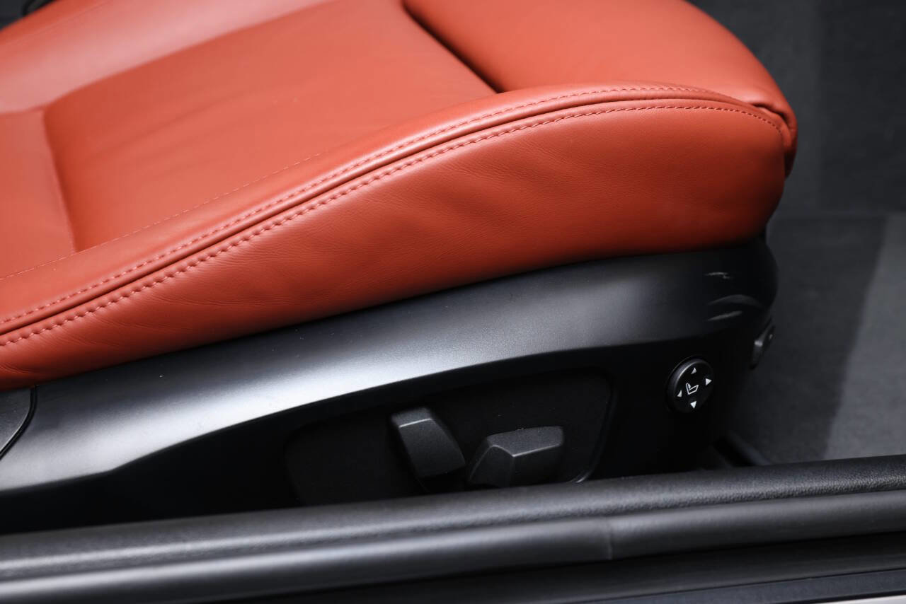 Used 2012 BMW M3 Coupe image 94