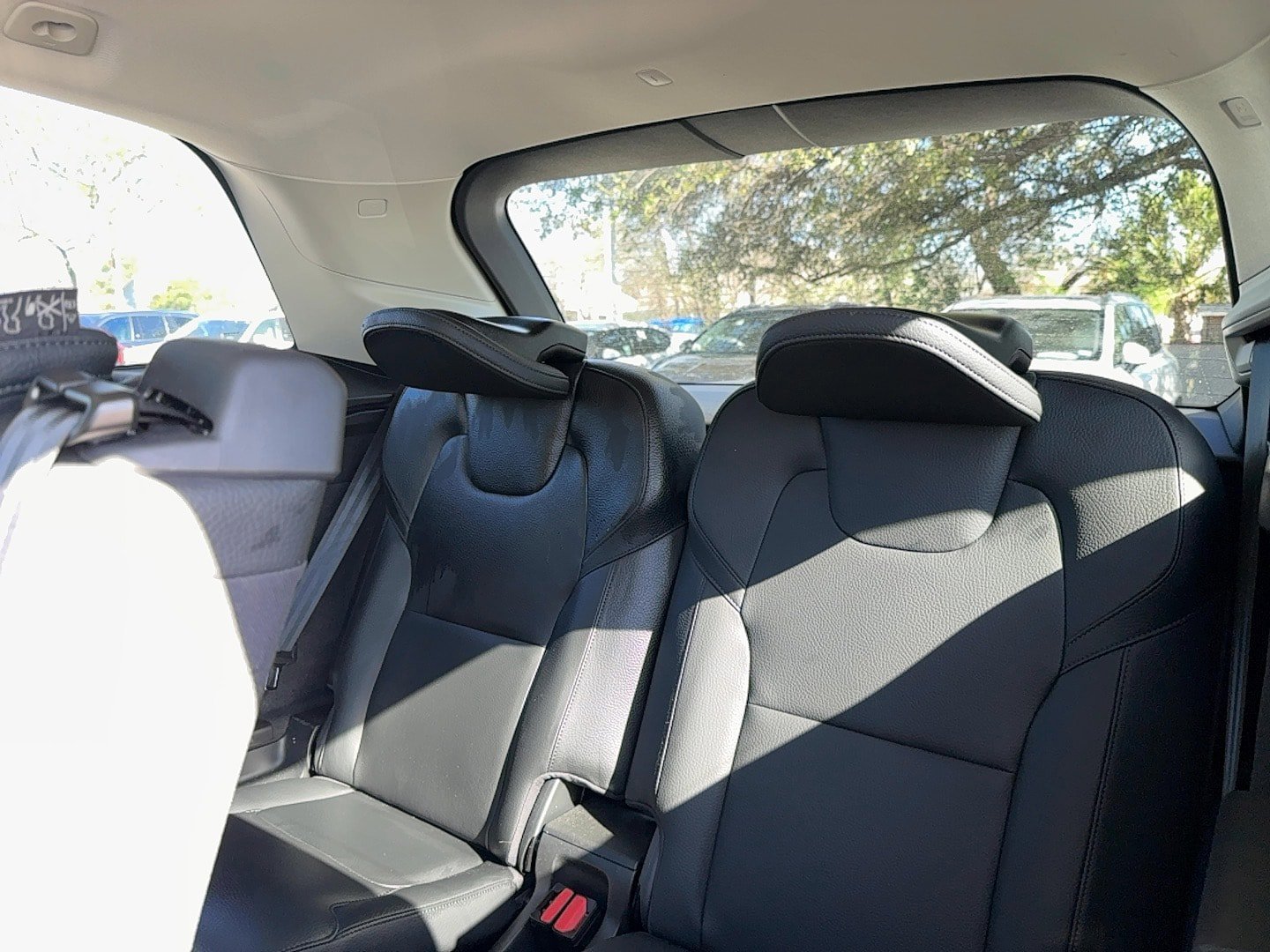 Certified 2025 Volvo XC90 B6 Plus image 13