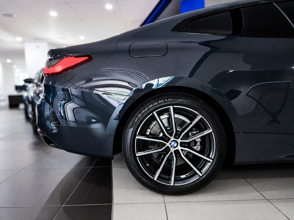 Used 2022 BMW 430i xDrive Coupe w/ Premium Package 2 AWD/4WD image 17
