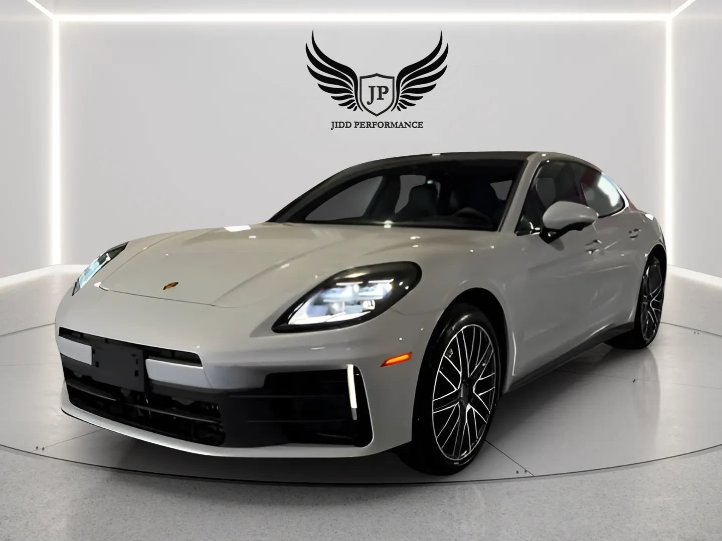 Used 2024 Porsche Panamera image 3