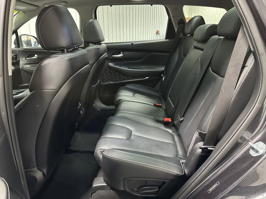 Used 2023 Hyundai Santa Fe Limited AWD/4WD image 11