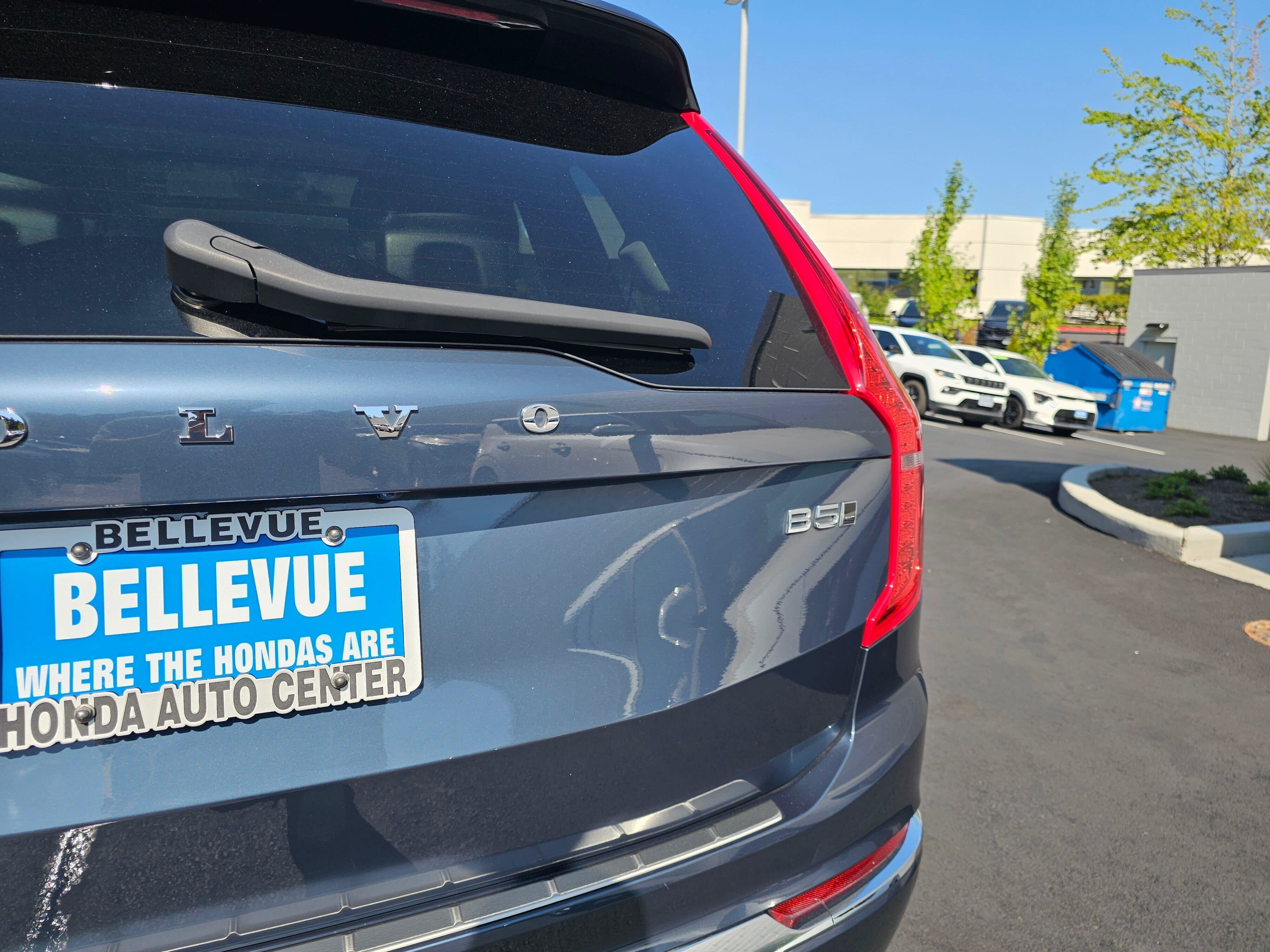 Used 2023 Volvo XC90 B5 Plus w/ Protection Package Premier AWD/4WD image 17