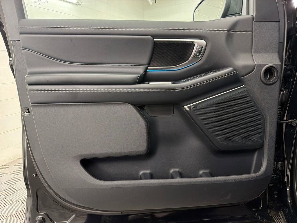 New 2026 Ford Expedition Platinum AWD/4WD image 16