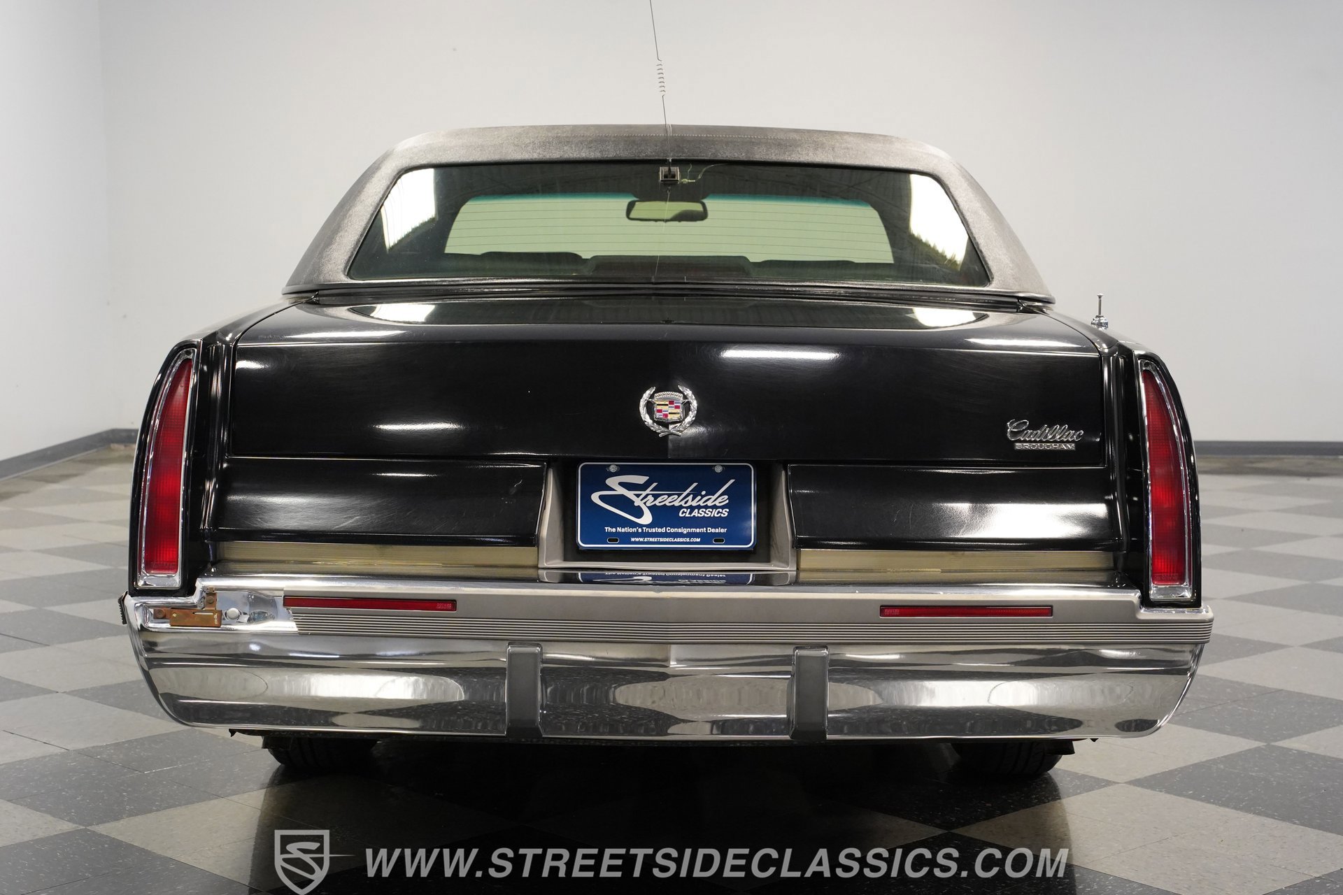 Used 1995 Cadillac Fleetwood Brougham RWD image 11