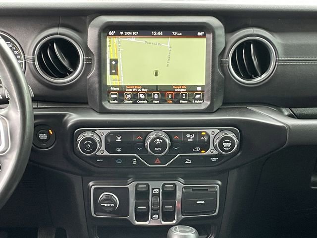 Used 2022 Jeep Wrangler Unlimited Sahara image 16