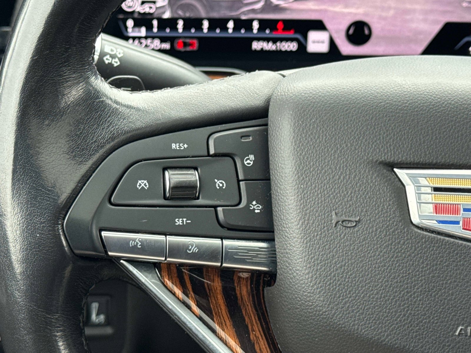 Used 2021 Cadillac Escalade Premium Luxury w/ Driver Assist Tech Package image 7