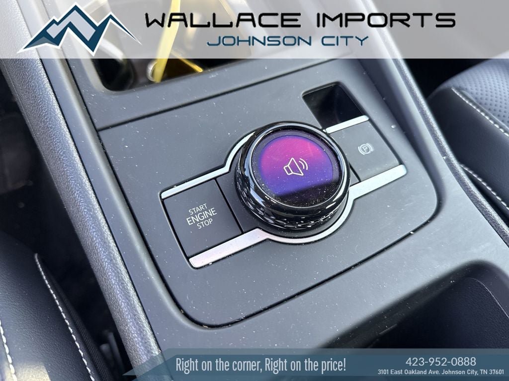 New 2025 Volkswagen Tiguan SE AWD/4WD image 28
