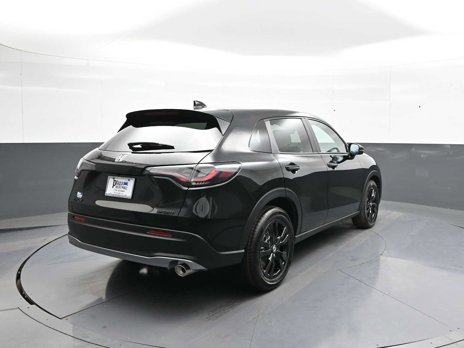 Certified 2027 Honda HR-V Sport image 6