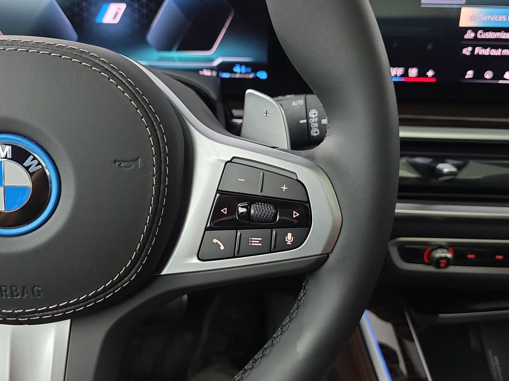 New 2026 BMW X5 xDrive50e w/ Executive Package image 18