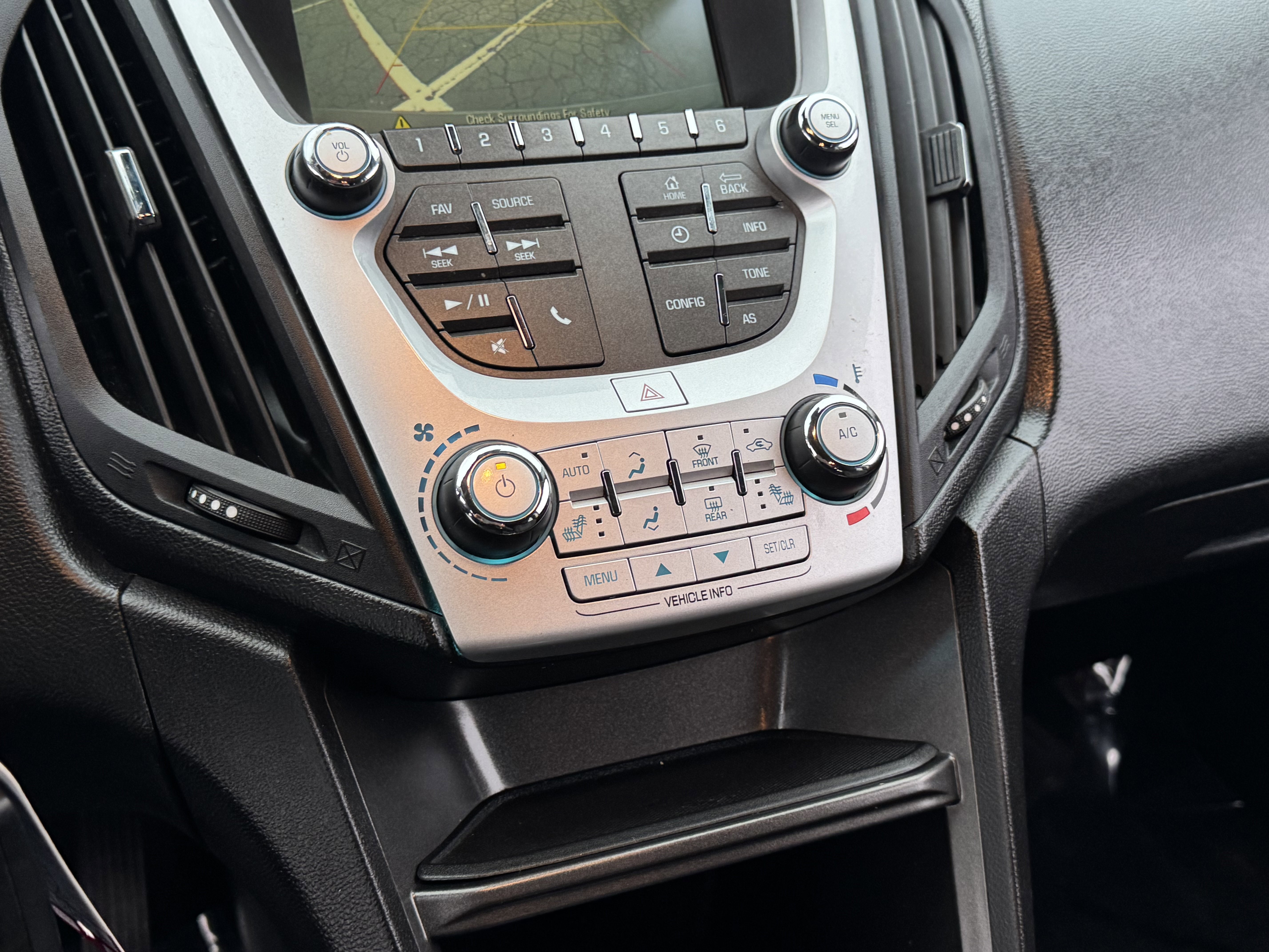 Used 2016 Chevrolet Equinox LT w/ Convenience Package image 21