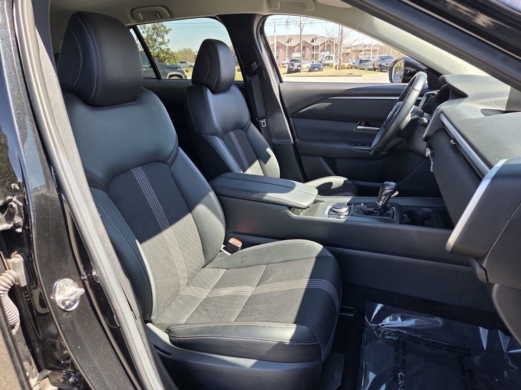 Used 2025 MAZDA CX-50 AWD 2.5 S w/ Preferred Package image 12