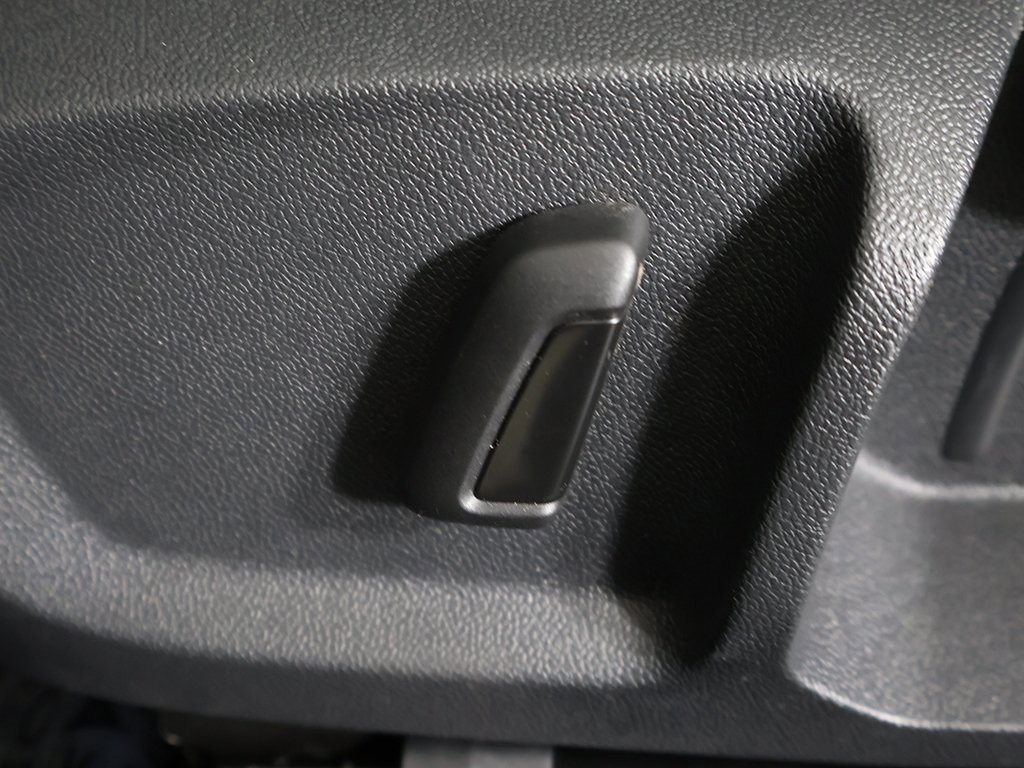 Used 2024 Volkswagen GTI SE image 35