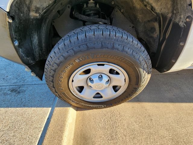 Used 2022 Toyota Tacoma SR RWD image 9