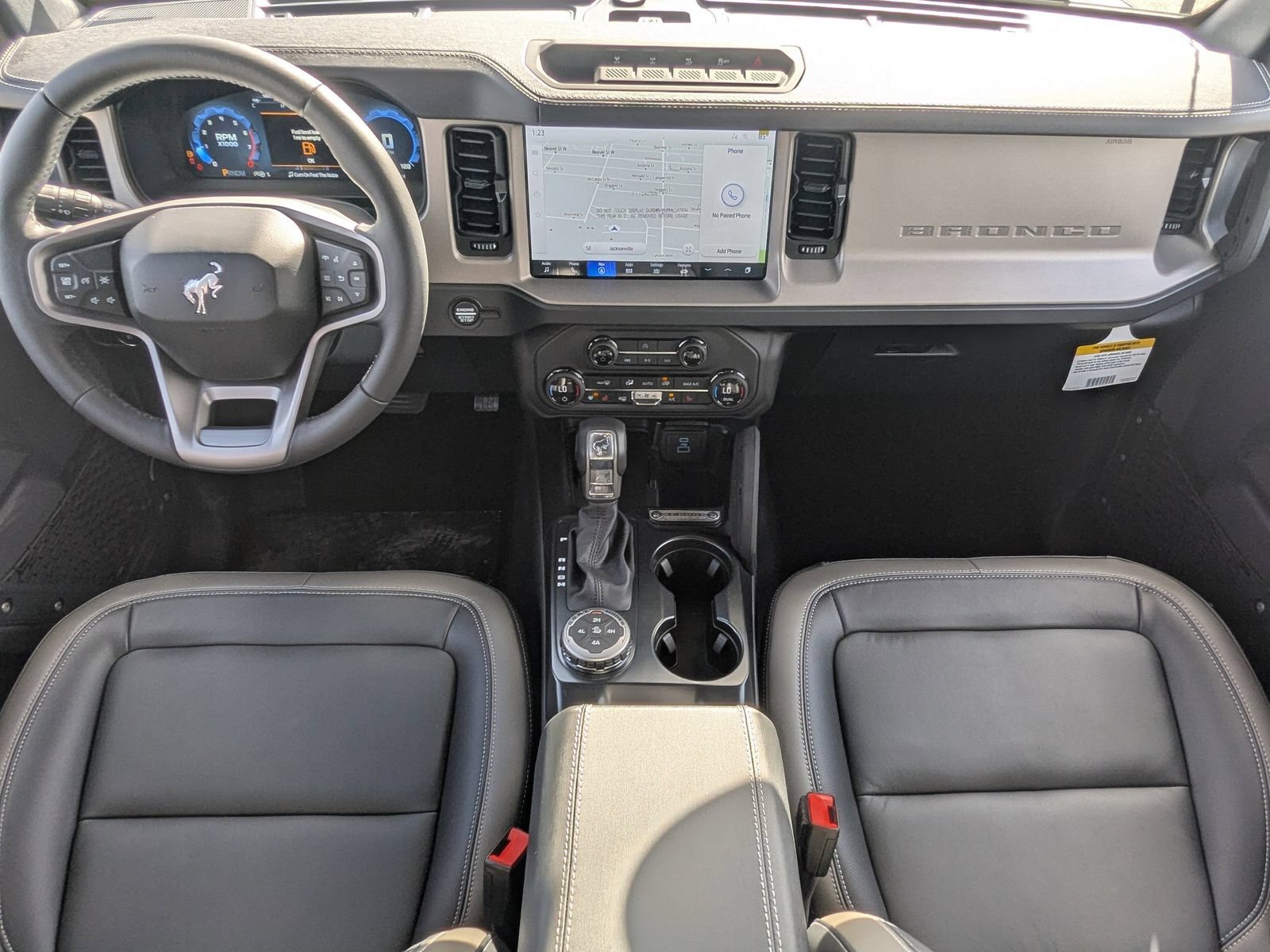 New 2025 Ford Bronco Outer Banks w/ Sasquatch Package AWD/4WD image 15