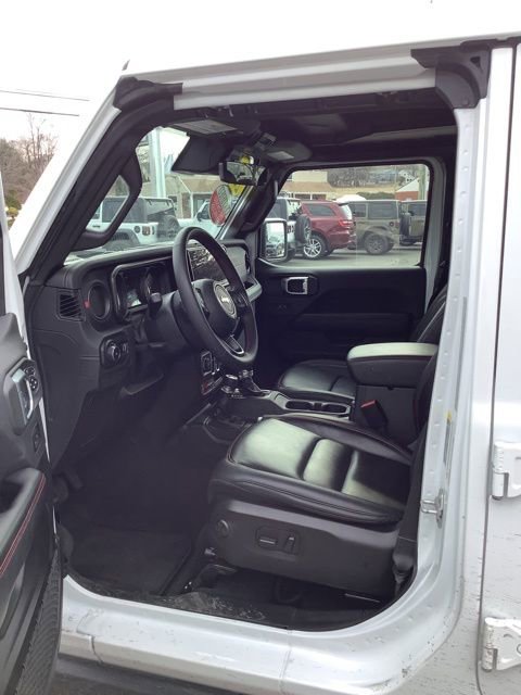 Certified 2024 Jeep Wrangler Unlimited Rubicon image 11